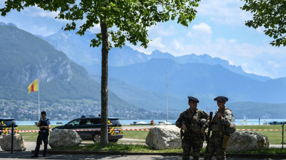 Annecy sous le choc: six bless&eacute;s, dont quatre enfants de 22 &agrave; 36 mois, dans une attaque au couteau
