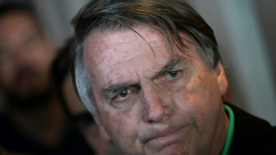 Bolsonaro e Michelle ficam em sil&ecirc;ncio na PF sobre esc&acirc;ndalo das joias