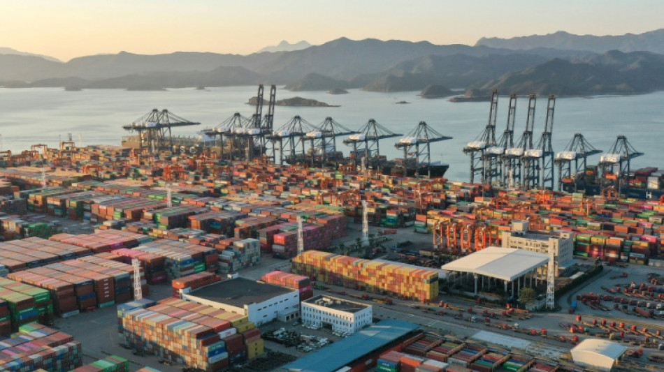 Chine: l'activit&eacute; manufacturi&egrave;re d&eacute;visse, malgr&eacute; la fin du z&eacute;ro Covid