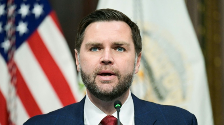 El vicepresidente de EEUU dice estar "obsesionado" con los ovnis