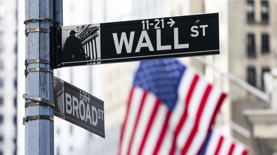 Wall Street apre in rialzo, Dj +0,37%, Nasdaq +0,88%