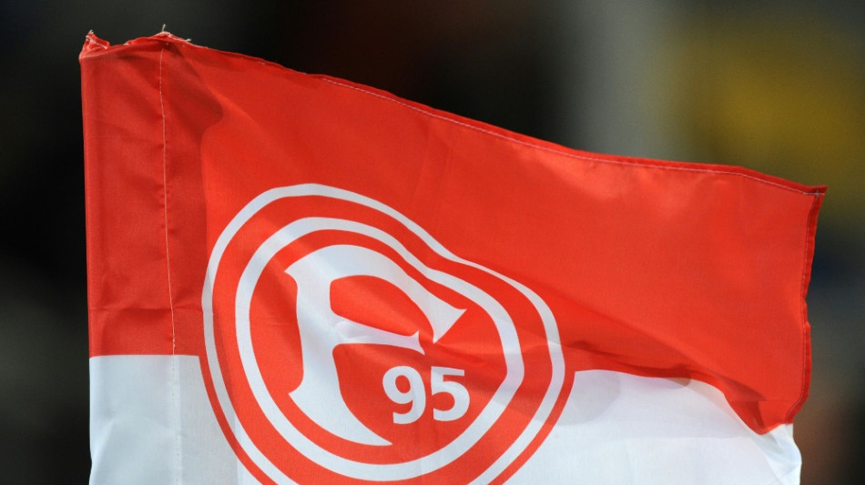 14 infizierte Profis: D&uuml;sseldorf muss in Paderborn antreten