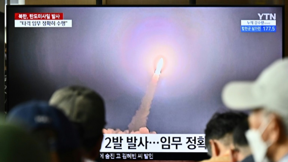 Coreia do Norte testa m&iacute;sseis em simula&ccedil;&atilde;o de 'ataque nuclear'