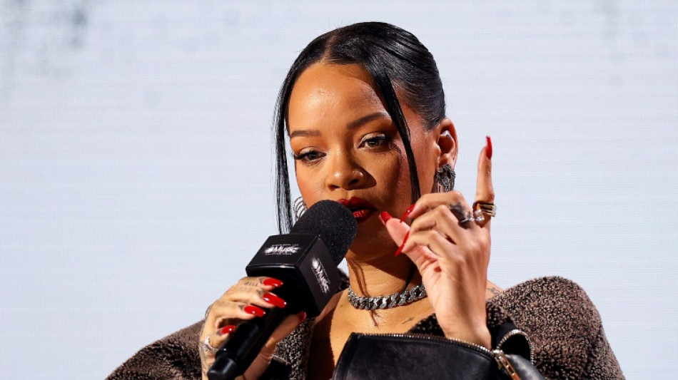Rihanna de retour sur sc&egrave;ne au Super Bowl