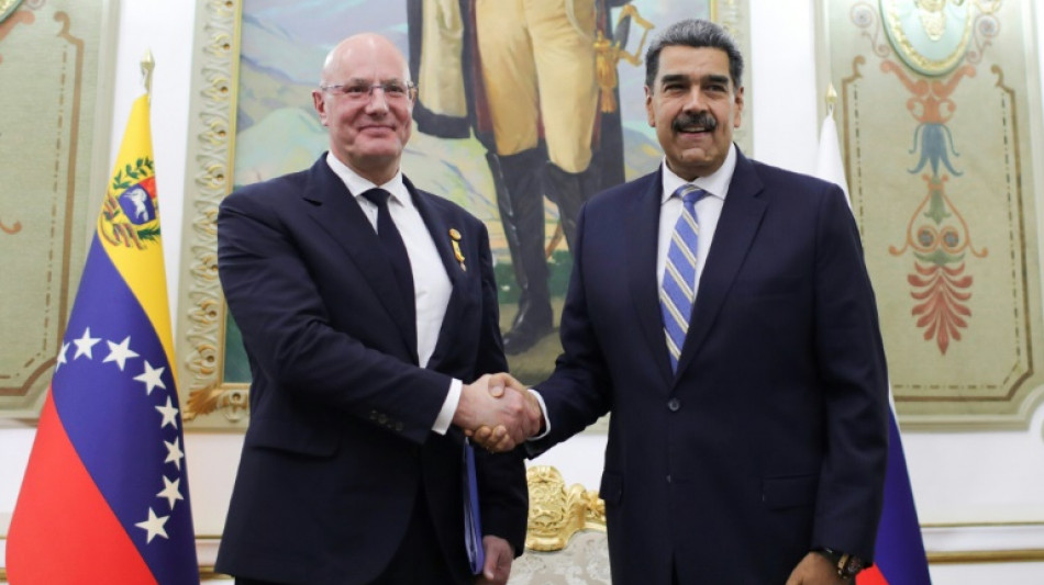 Venezuela e R&uacute;ssia assinam acordos de 'intelig&ecirc;ncia' contra 'espionagem'