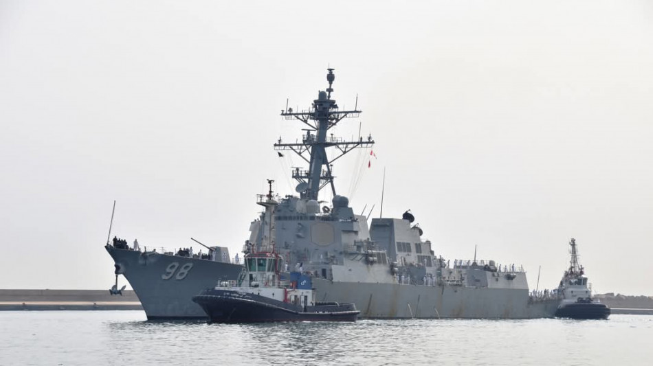 Cacciatorpediniere Usa attracca ad Algeri per esercitazione