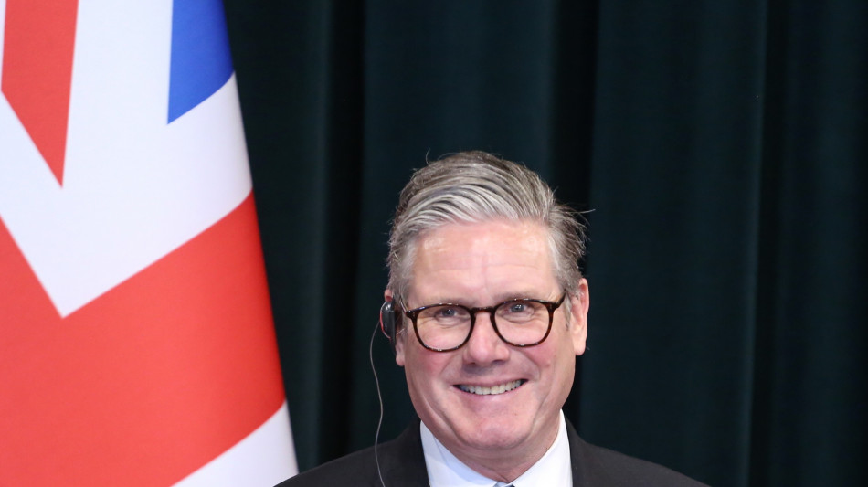 Starmer, &egrave; evidente che Putin non vuole seriamente la pace