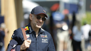 Red Bull anuncia sa&iacute;da de seu projetista Adrian Newey em 2025