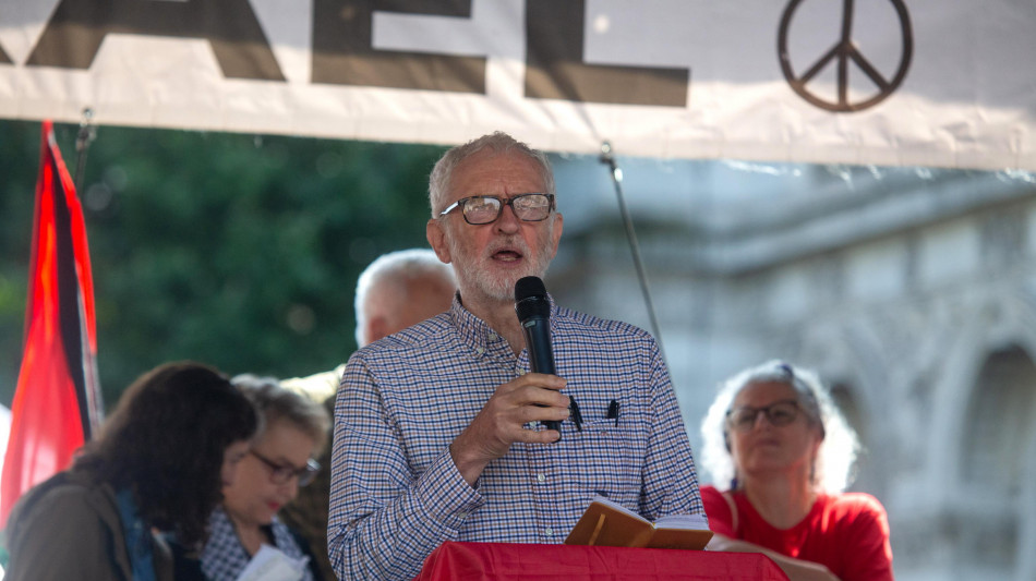 Corbyn, bambini Gaza muoiono perch&eacute; mondo si rifiuta di aiutarli