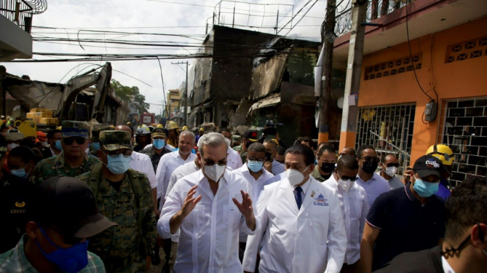 Explosi&oacute;n en Dominicana deja 11 muertos y 59 heridos, sigue b&uacute;squeda de 10 desaparecidos