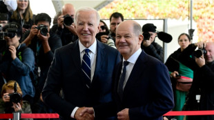Biden pede a Berlim que mantenha apoio &agrave; Ucr&acirc;nia at&eacute; que uma 'paz justa' seja alcan&ccedil;ada