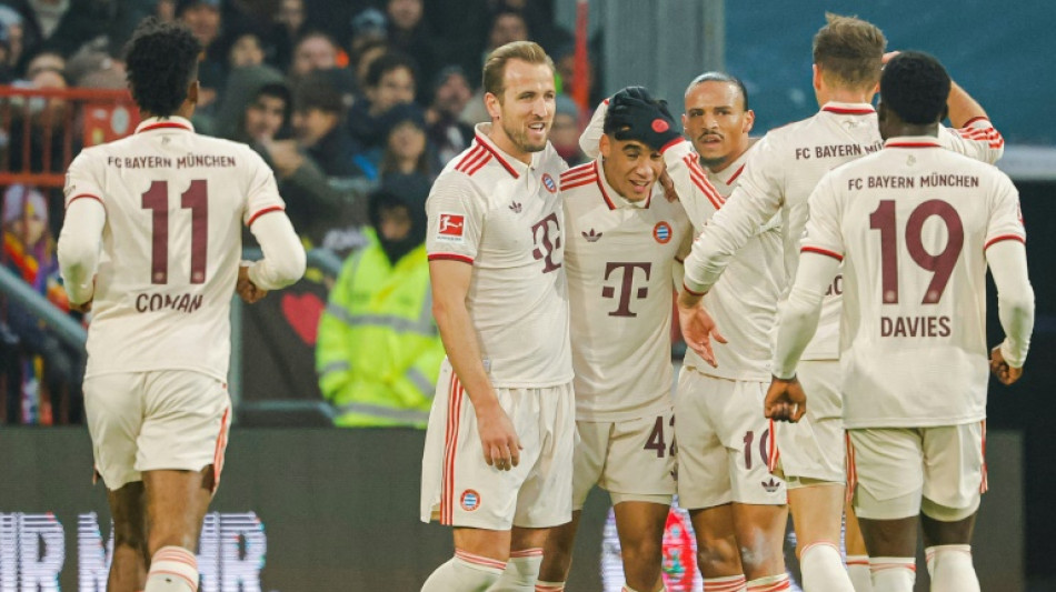 Bayern vence St Pauli e se mant&eacute;m l&iacute;der isolado no Alem&atilde;o