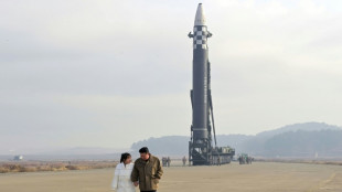 Cor&eacute;e du Nord: Kim d&eacute;voile sa fille au monde pour la premi&egrave;re fois lors du test de missile