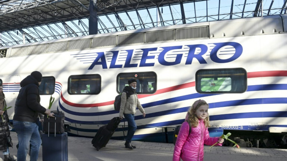 Vorerst letzter Zug von St. Petersburg nach Helsinki f&auml;hrt am Sonntag