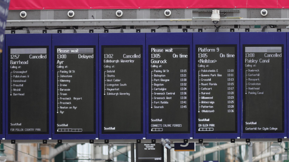 Bbc, 'enorme incendio alla stazione centrale di Glasgow'