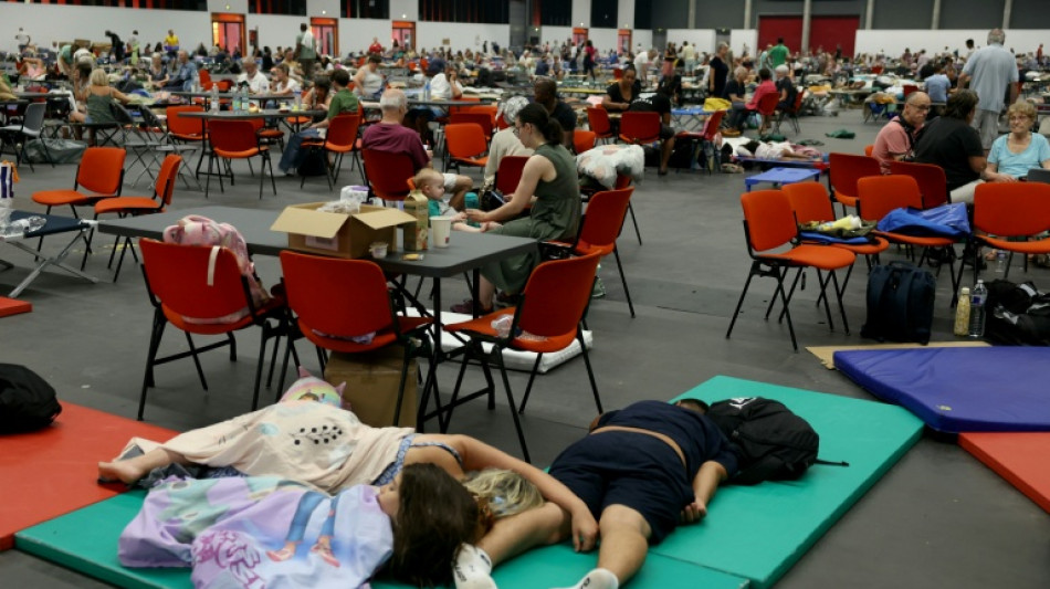 Incendies: pr&egrave;s de 260.000 "r&eacute;fugi&eacute;s du feu" &eacute;vacu&eacute;s en France et pr&egrave;s de Madrid