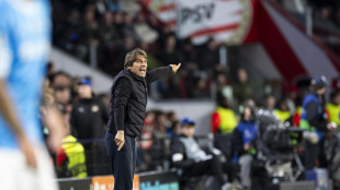 Calcio: Conte, 'il Napoli nelle prime posizioni dà fastidio'