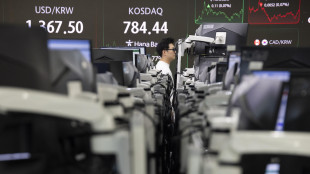Borsa: l'Asia chiude contrastata tra dazi e banche centrali