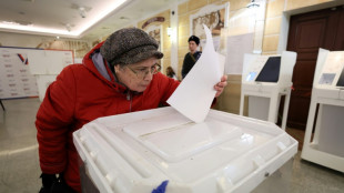 Putin a caminho de novo mandato em elei&ccedil;&otilde;es russas marcadas por conflito na Ucr&acirc;nia