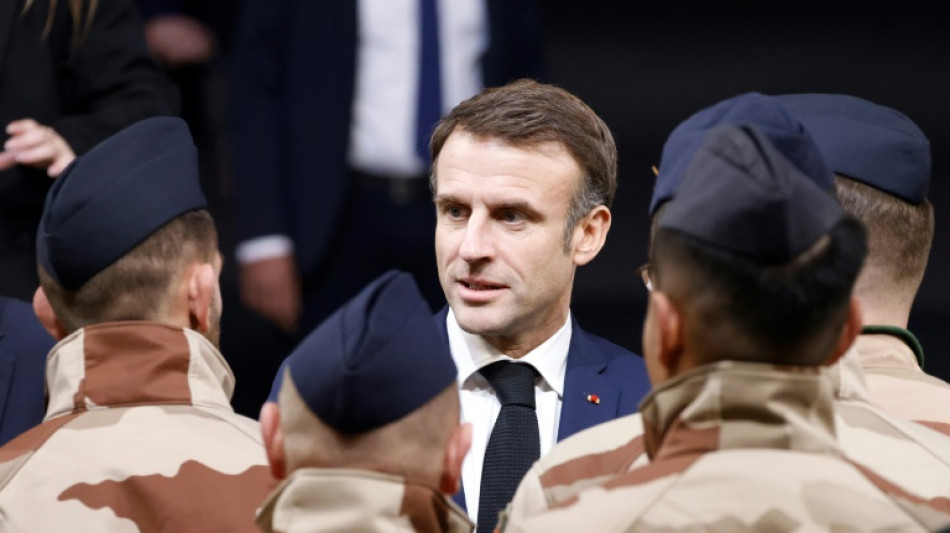 Macron devant les arm&eacute;es confront&eacute;es &agrave; une multiplicit&eacute; de d&eacute;fis pour pr&eacute;senter ses voeux