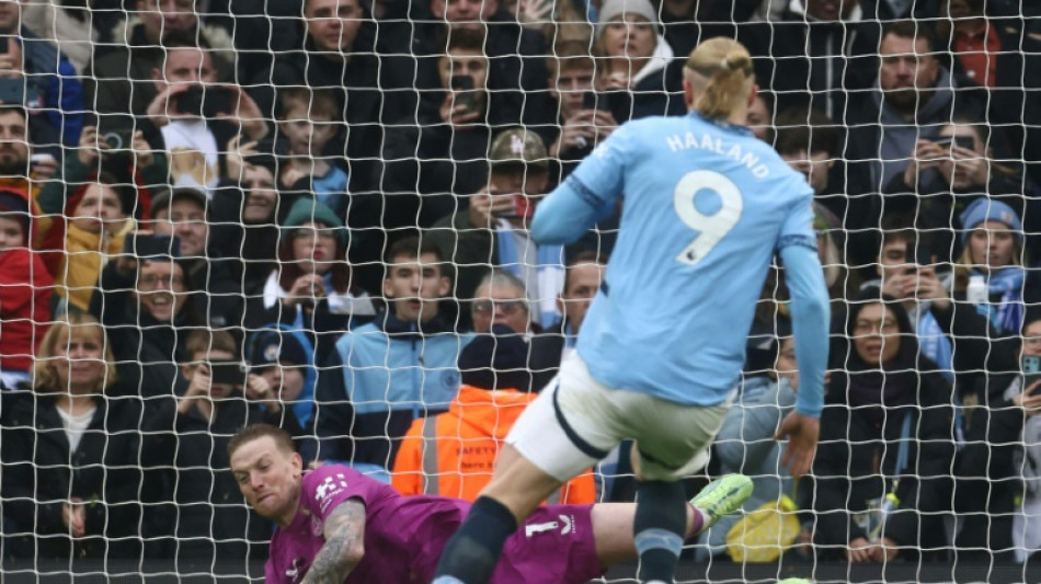 Haaland perde p&ecirc;nalti e Manchester City empata em casa com o Everton