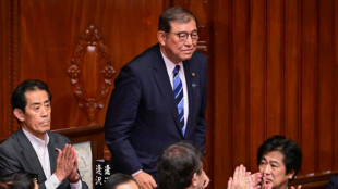 Shigeru Ishiba toma posse como primeiro-ministro do Jap&atilde;o