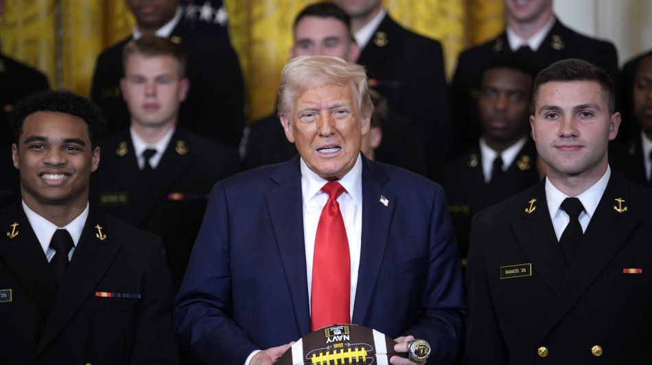 Trump, 'con i dazi inflazione in calo, promessa mantenuta'