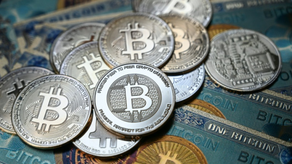 Le bitcoin au plus bas depuis fin 2020, la plateforme crypto Celsius menac&eacute;e