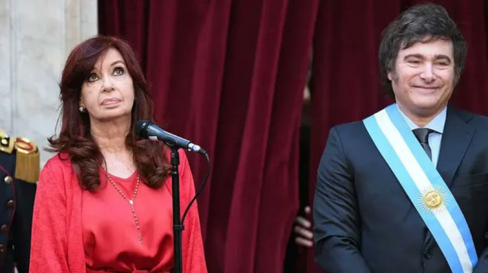 Argentina, Cristina Fern&aacute;ndez definisce Milei 'stupido'
