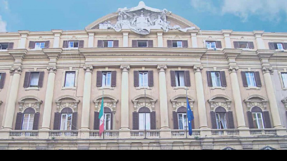 Il Btp valore supera 1,6 miliardi di euro a metà seduta