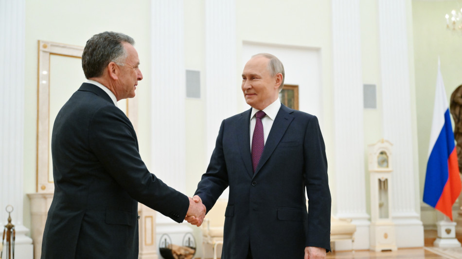 Cremlino, pronti a colloqui con Kiev senza precondizioni