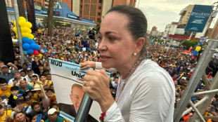 Uma 'candidata' nas ruas e outra na c&eacute;dula: a oposi&ccedil;&atilde;o venezuelana nas elei&ccedil;&otilde;es