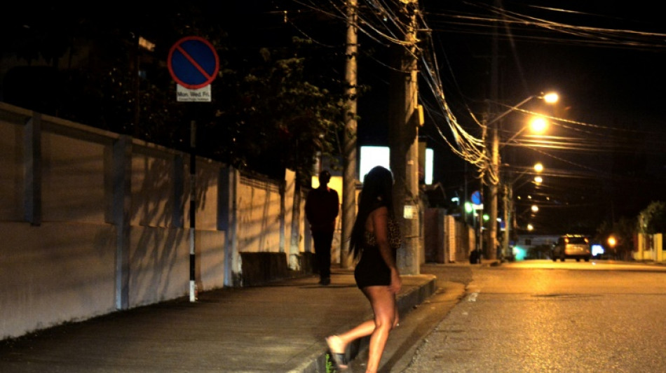 Migrar para se prostituir: a explora&ccedil;&atilde;o sexual de venezuelanas em Trinidad e Tobago