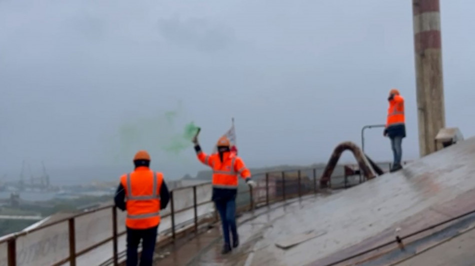 Nove giorni su silo Eurallumina, 'anche il Mef al tavolo del 10'