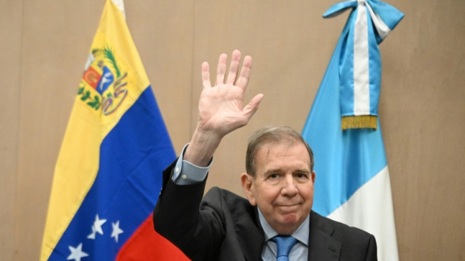 Regime de Maduro est&aacute; 'fraco', mas &eacute; 'perigoso', diz opositor Gonz&aacute;lez