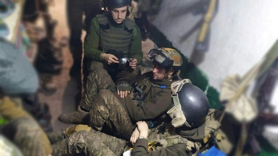 Moscou annonce la reddition de 265 combattants de Marioupol, Kiev parle d'"&eacute;change"