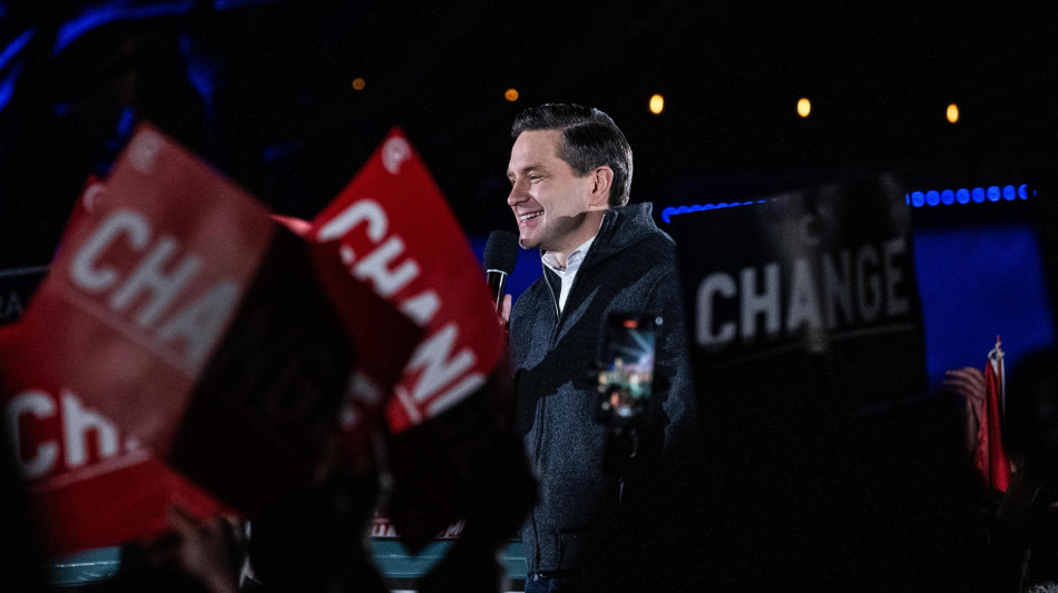 Canada, leader conservatore promette unit&agrave; contro Trump