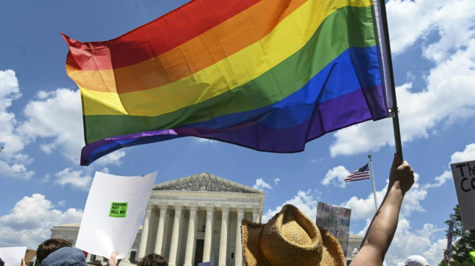 Biden celebra la aprobaci&oacute;n de una ley que protege el matrimonio homosexual