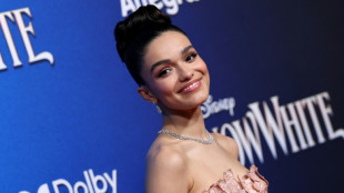 "Blanca Nieves" y "La guerra de los mundos" se llevan los Frambuesa de Oro