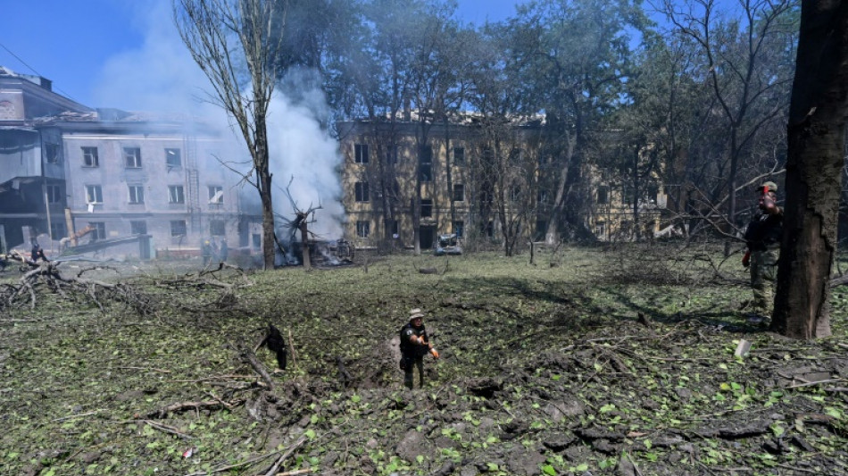 Ukraine: bombardements intenses dans l'est, Kramatorsk frapp&eacute;e