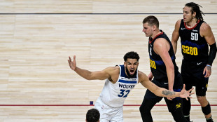 Playoff Nba: semifinali, Denver e Indiana recuperano la parit&agrave;