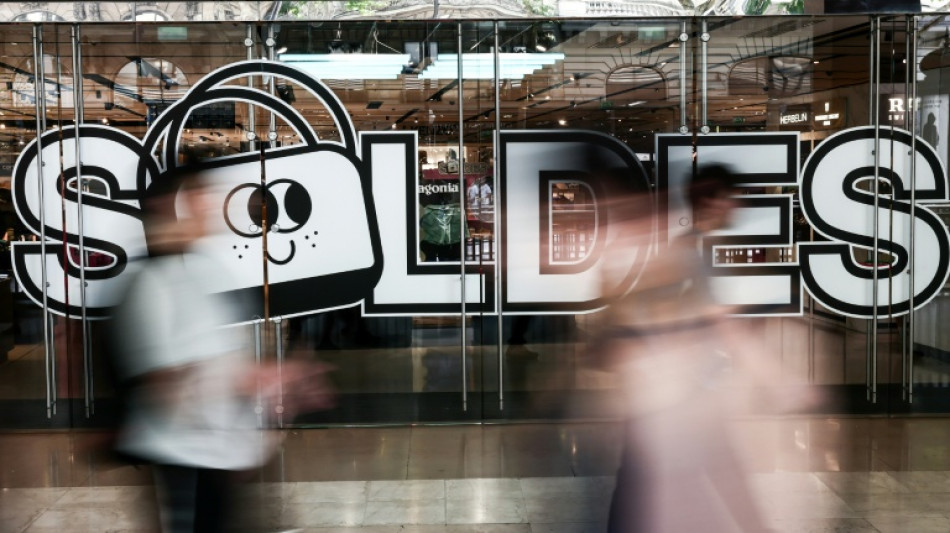 Le lancement des soldes refroidi par la m&eacute;t&eacute;o hivernale 