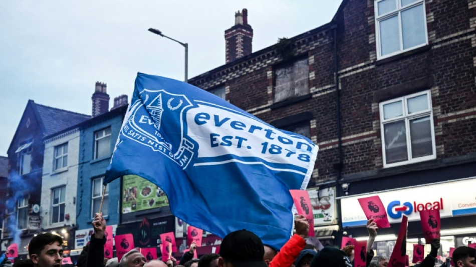 Everton sofre nova san&ccedil;&atilde;o e perde mais 2 pontos na Premier League