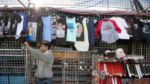 Latinos frustrados com os democratas abra&ccedil;am Trump no estado crucial de Nevada