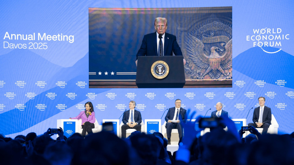 Trump, chieder&ograve; a Opec e Riad di abbassare i prezzi del petrolio