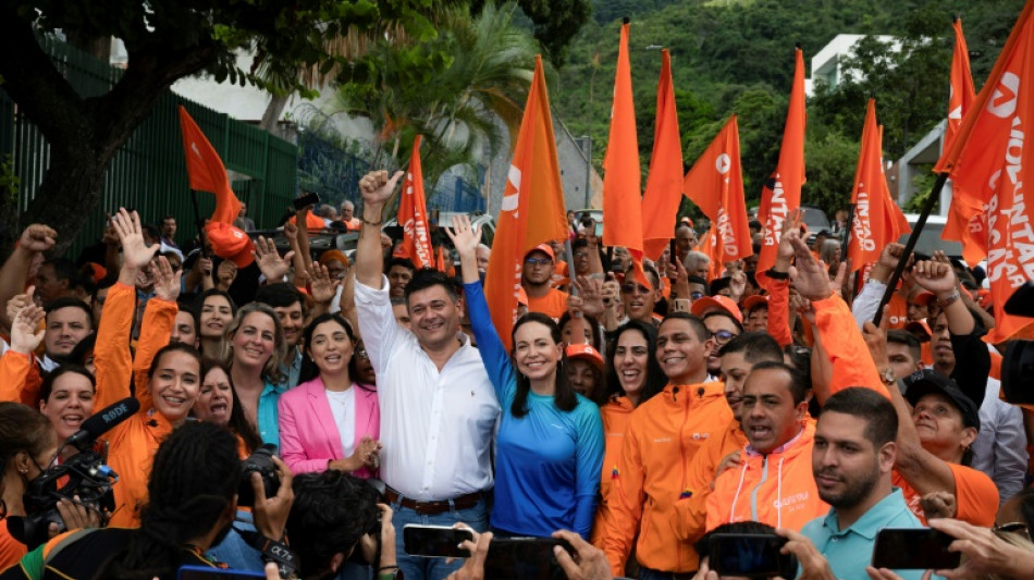 Substituto de Guaid&oacute; desiste de prim&aacute;rias opositoras na Venezuela e apoia favorita