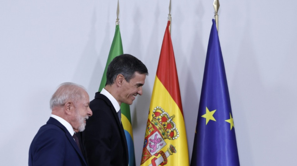 L&iacute;deres progressistas se re&uacute;nem em Barcelona para 'proteger' a democracia