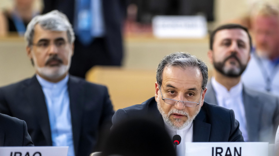 Cominciato alle 15:30 a Ginevra incontro europei con Iran