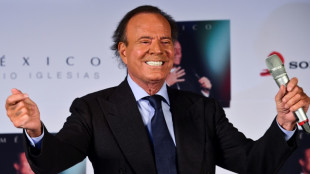 Duas ex-funcion&aacute;rias de Julio Iglesias apresentam nova den&uacute;ncia por agress&atilde;o sexual
