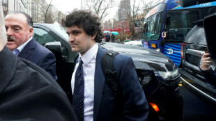 L'ex-magnat des cryptomonnaies Sam Bankman-Fried plaide non coupable de fraude &agrave; New York